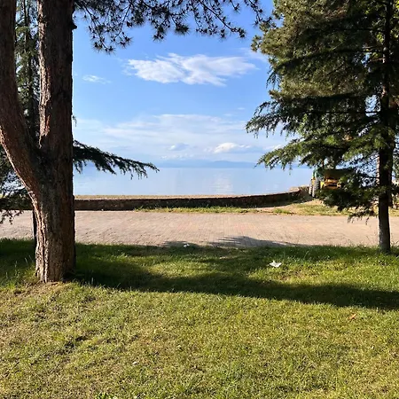 Hamit Hoxha - Pogradec Near Ohrid Διαμέρισμα *